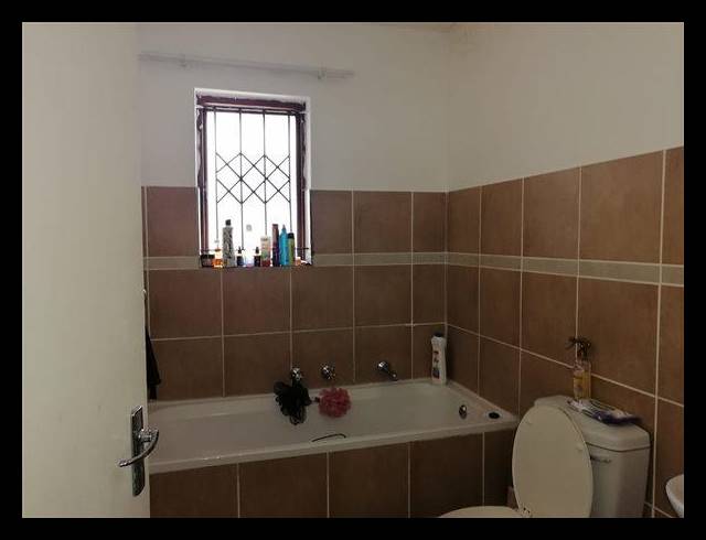 2 BEDROOM APARTMENT FOR SALE IN BRACKENHAM